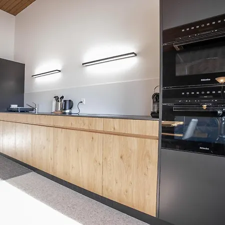 Valaisia 49 Apartman *